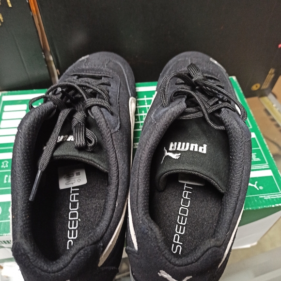 Puma - Picture 4 of 4